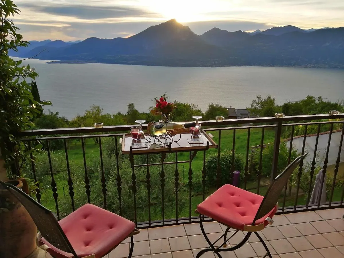 Beb Da Paolo Con Vista Lago 圣奇诺·迪·蒙塔尼亚 0*,  意大利