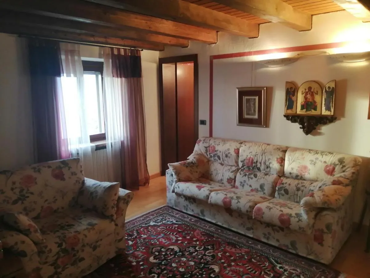 Beb Da Paolo Con Vista Lago 圣奇诺·迪·蒙塔尼亚 住宿加早餐酒店