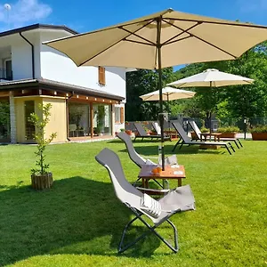 Bed & Breakfast Miravallesuites, San Zeno di Montagna