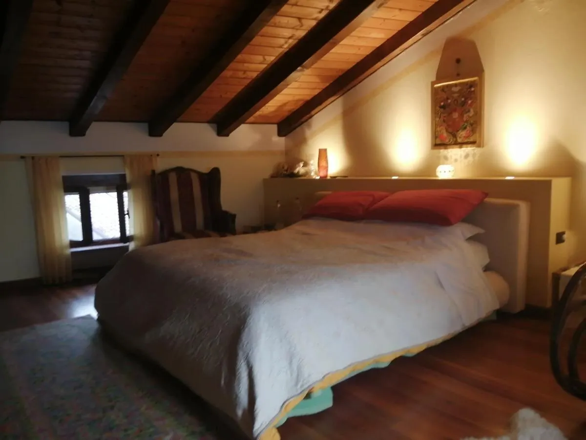 Oda ve Kahvaltı Beb Da Paolo Con Vista Lago San Zeno di Montagna