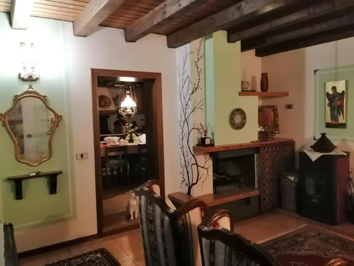 Beb Da Paolo Con Vista Lago San Zeno di Montagna Oda ve Kahvaltı